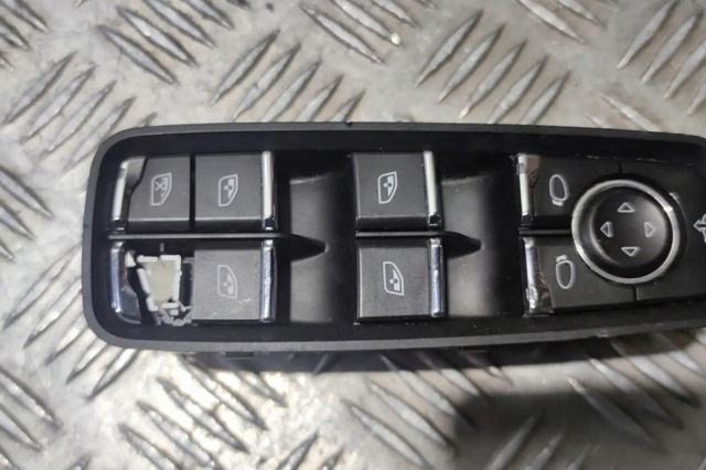 7PP959858R PORSCHE купить в Чернигов