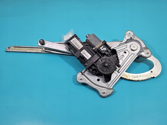 807310699R RENAULT Мотор стеклоподъемника двери передней левой купить в Черкассы
