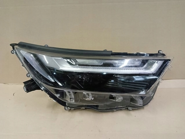 TOYOTA 8114542E10 Фара правая в наличии Львов