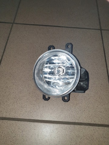 ПТФ левая 8122002160 TOYOTA