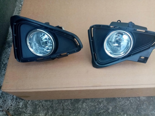 812200D110 TOYOTA Фара противотуманная левая купить в Кривой Рог