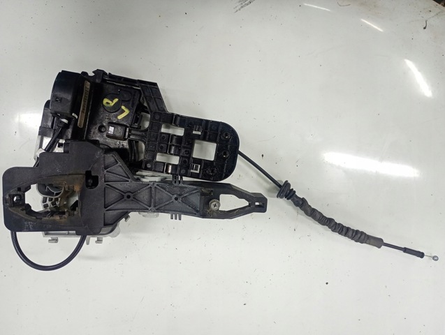 HYUNDAI 813101P000 Замок двери передней левой в наличии Киев