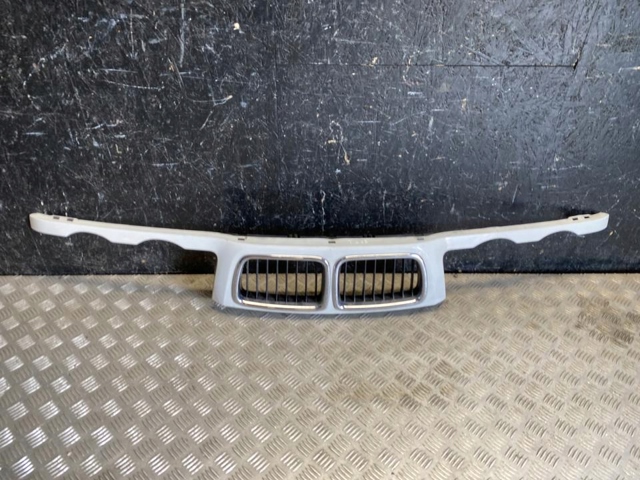 Решетка 8148727 BMW