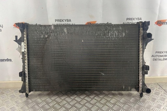 RENAULT 8200008764 Радиатор охлаждения двигателя в наличии Каменское
