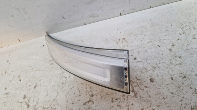 82151205 VOLVO Поворотник правый купить в Одесса