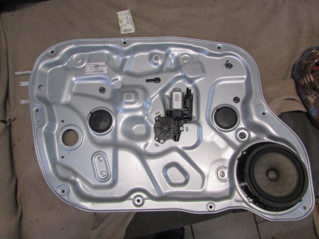 824701H020 HYUNDAI купить в Николаев