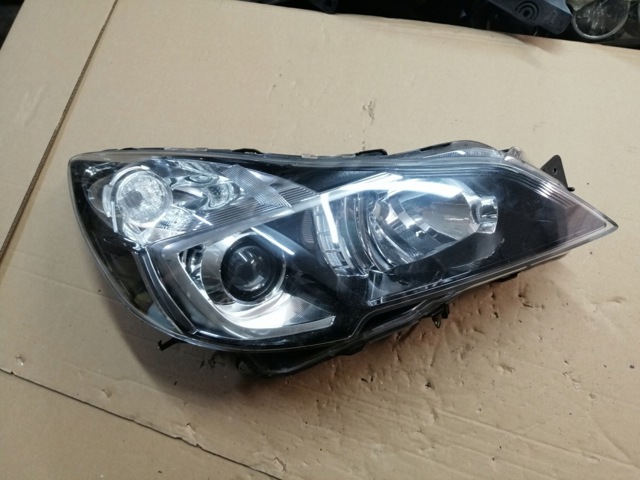 Основная фара - вставка 84001AJ102 SUBARU