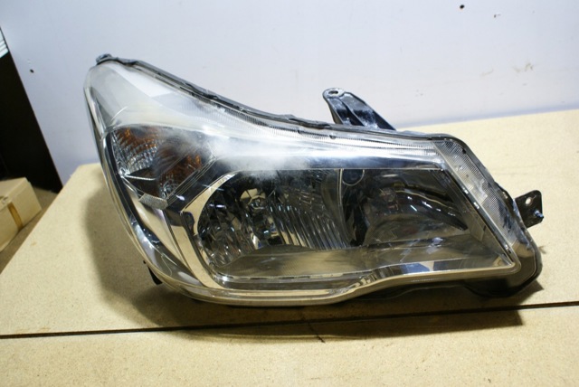 84001SG020 SUBARU Фара правая купить в Кривой Рог