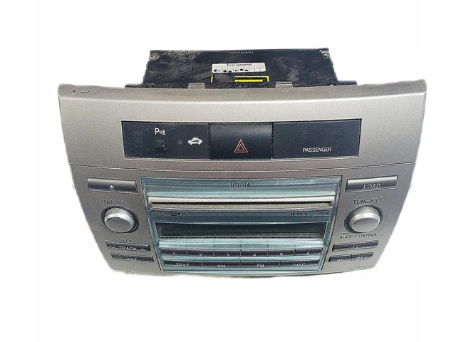 TOYOTA 861200F040 Магнитола (радио AM/FM) в наличии Тернополь