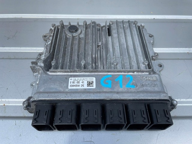 Электронный блок управления двигателем 8661692 BMW