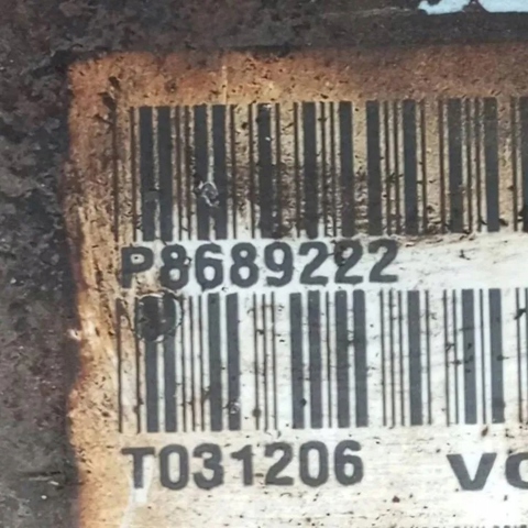 8689222 VOLVO Полуось (привод) передняя левая купить в Киев