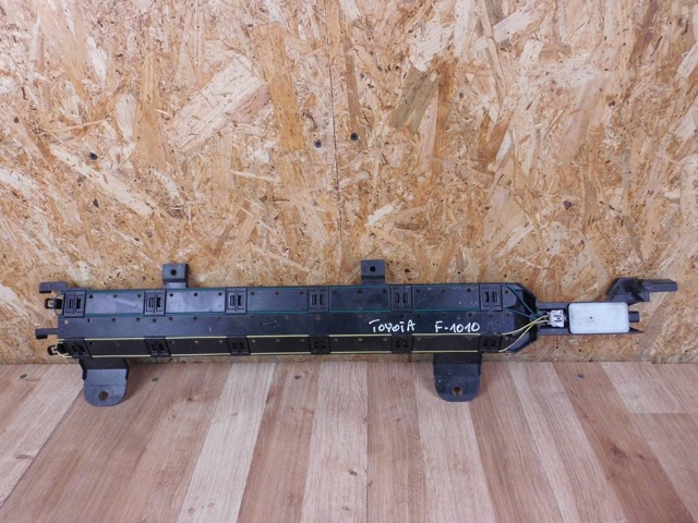 891B052011 TOYOTA купить в Николаев