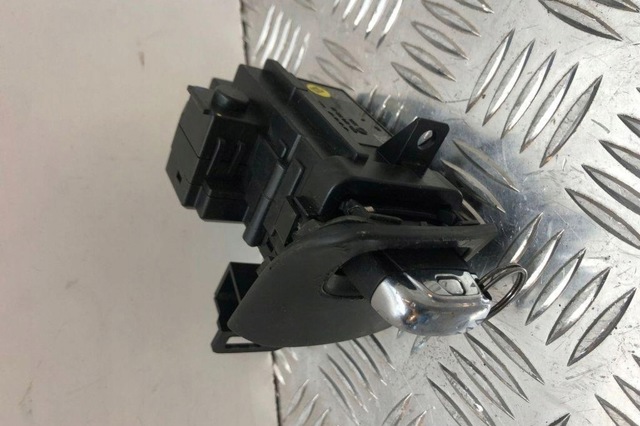 VAG 8K0909131C Замок зажигания в наличии Одесса