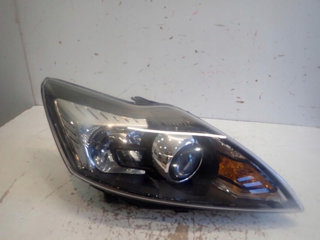 FORD 8M5113007CD Правая фара в наличии Тернополь