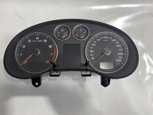 VAG 8P0920931T Приборная доска (щиток приборов) в наличии Ужгород