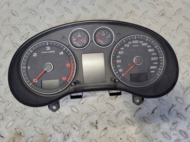 8P0920932C Панель приборов купить Ужгород