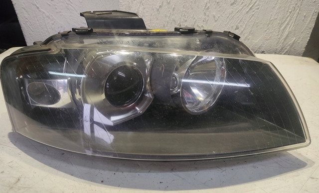 8P0941004M VAG Правая фара купить в Запорожье