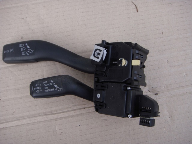 8P0953513D VAG купить в Чернигов