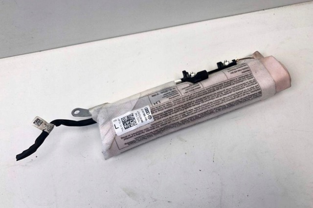 Подушка безопасности AIRBAG спинки сиденья, левого 8R0880241D VAG