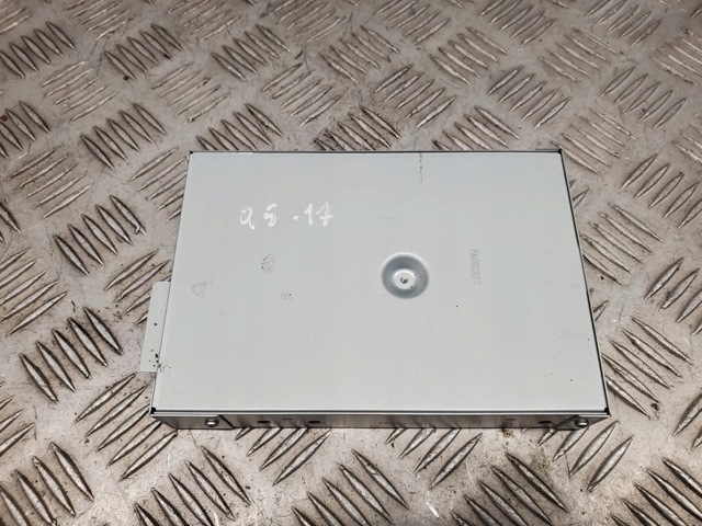 Блок управления камерой 8R0907441 VAG