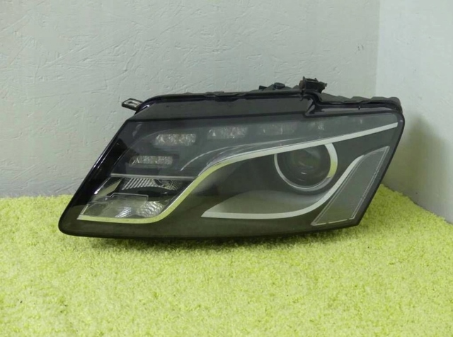 VAG 8R0941029AF Левая фара в наличии Ужгород