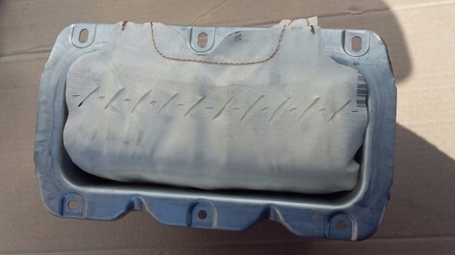 FORD 8V51A044H30BA Подушка безопасности (AIRBAG) пассажирская в наличии Винница