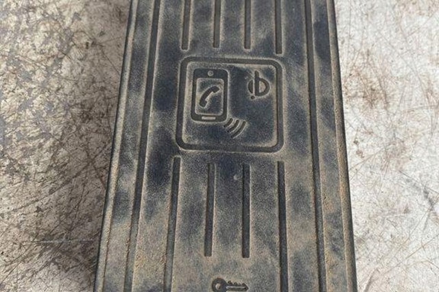 VAG 8W0035502C в наличии Киев