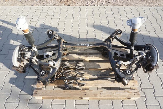 8W0505235AA VAG Подрамник задний купить в Запорожье