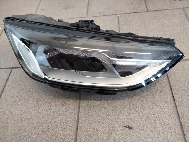 Фара комбинированная, передняя 8W0941012 VAG