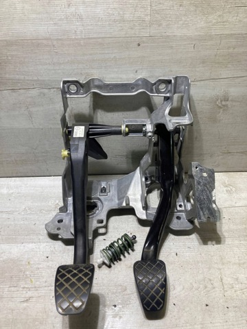 VAG 8W1721140 Педаль тормоза в наличии Черкассы