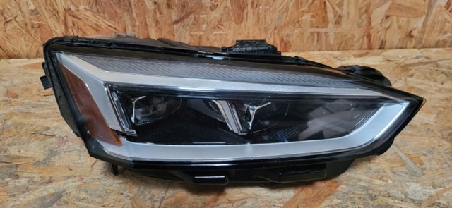 VAG 8W6941034B Фара правая в наличии Украина