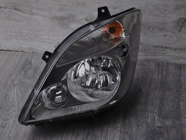 9068200161 MERCEDES Левая фара купить в Хмельницкий