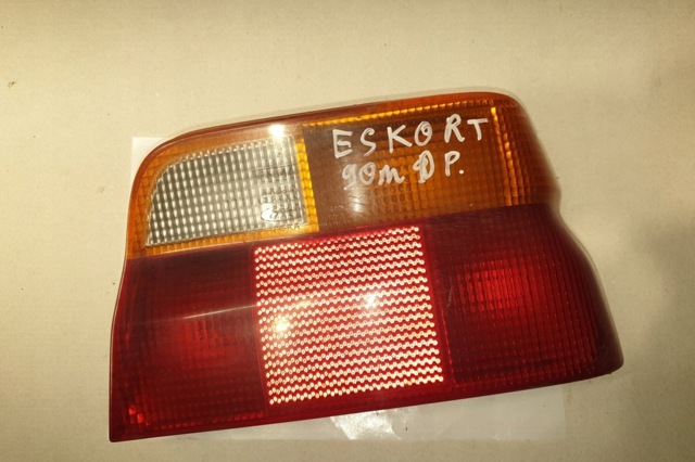 Правый стоп-сигнал 91AG13A602 FORD
