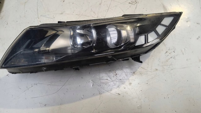 921012T301 HYUNDAI Левая фара купить в Полтава