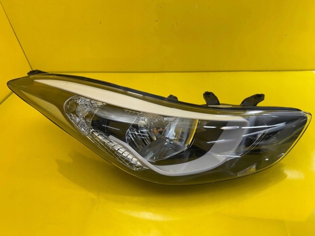 921013X210 HYUNDAI Фара левая купить в Черкассы
