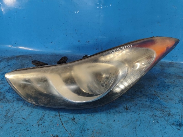 921013Y000 HYUNDAI Фара левая купить в Полтава