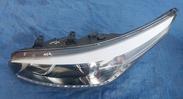 92101A2260 HYUNDAI Фара левая купить в Ужгород