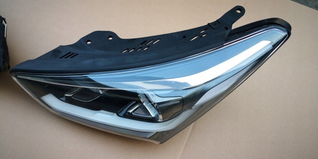 92101B8650 HYUNDAI Фара левая купить в Хмельницкий