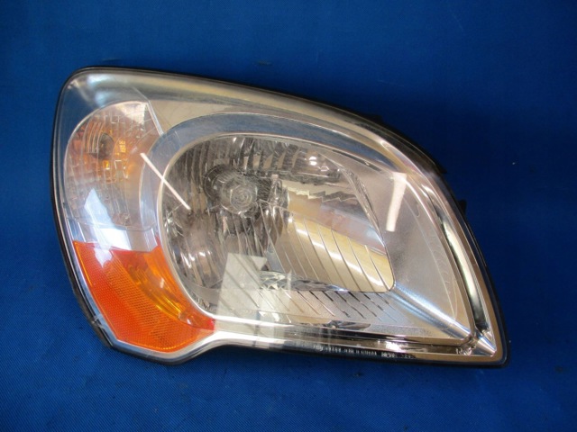 HYUNDAI 921020Z110 Фара правая в наличии Черкассы