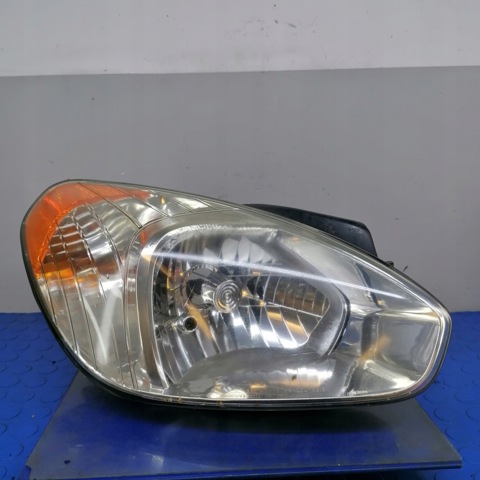 921021E0XX HYUNDAI Фара правая купить в Киев