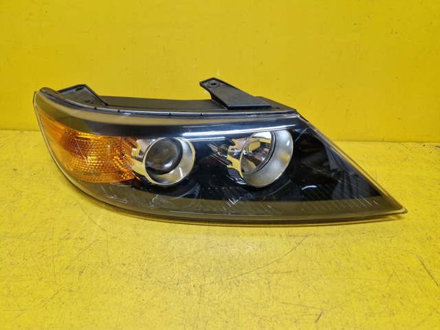 921022P080 HYUNDAI Фара правая купить в Житомир