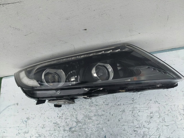 HYUNDAI 921022T544 Правая фара в наличии Чернигов