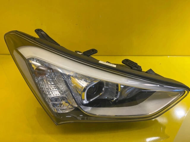 HYUNDAI 92102B8210 Правая фара в наличии Полтава