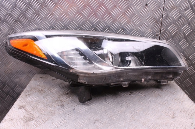HYUNDAI 92102C2050 Фара правая в наличии Павлоград