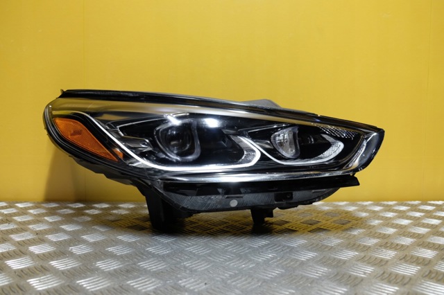 92102C2600 Фара правая купить Хмельницкий