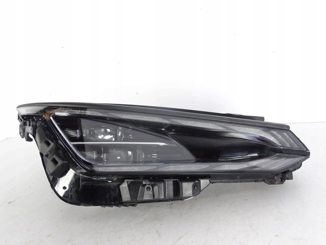 92102CV100 HYUNDAI Правая фара купить в Павлоград