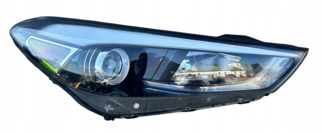 92102D7000 HYUNDAI Правая фара купить в Хмельницкий