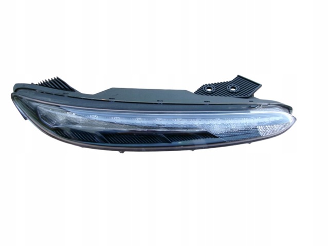 92208J9600 HYUNDAI Фара дневного света правая купить в Черновцы
