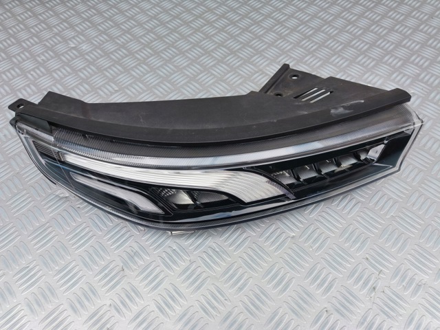 HYUNDAI 92208S8000 в наличии Тернополь
