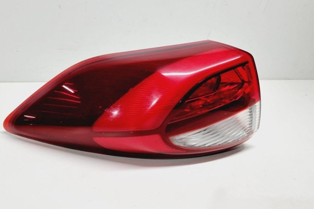 HYUNDAI 92401D7100 Фонарь задний левый внешний в наличии Черкассы